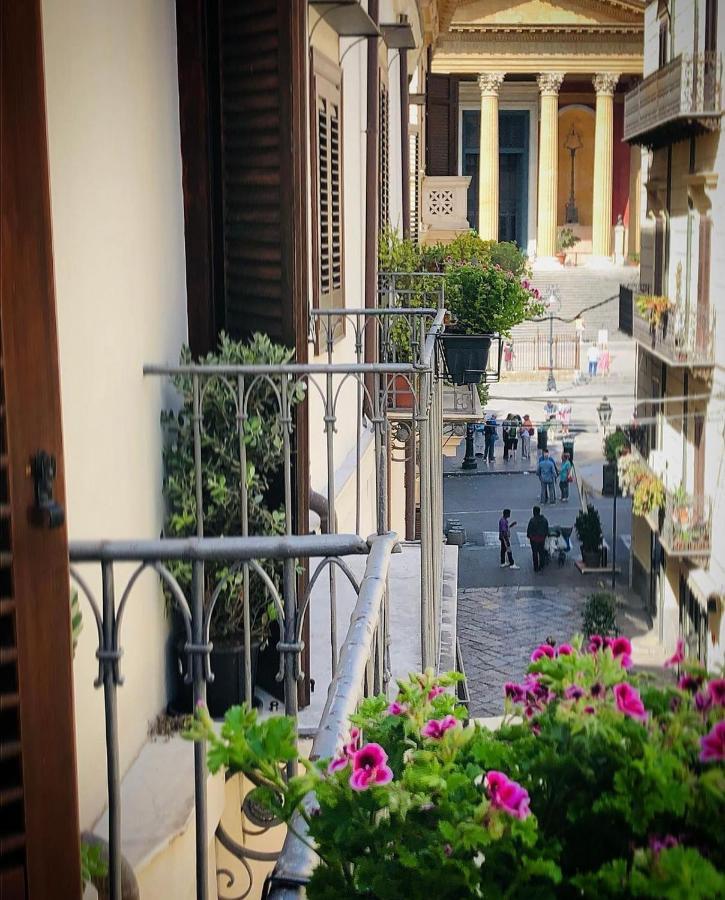 Maison Opera Palermo Luaran gambar